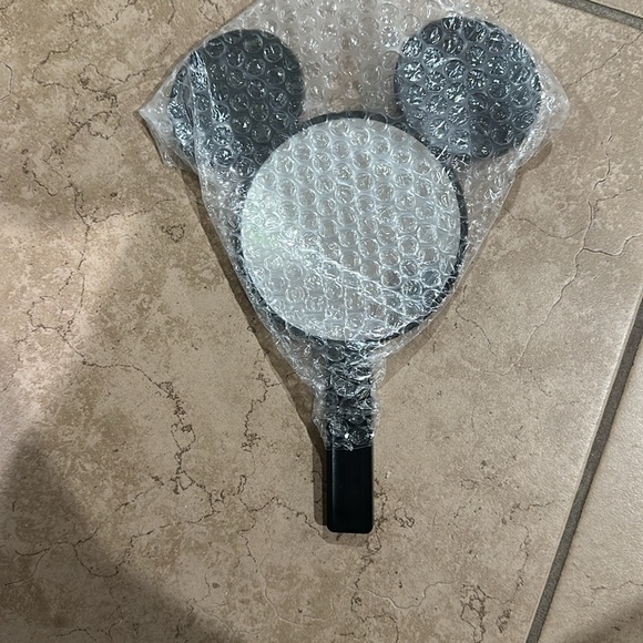 Morphe Mickey & Friends Truth Be Bold Hand Mirror NWOT - Picture 4 of 4